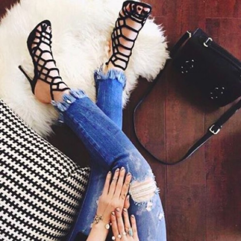 Steve Madden Slithur Black Leather Caged Heels